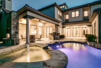 Discounted luxury homes in Texas